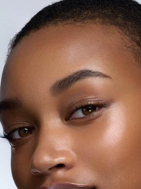20252403 Oap Revitalift Filler Glass Skin Asset4 Na Dmi Na Na Digital Dmi